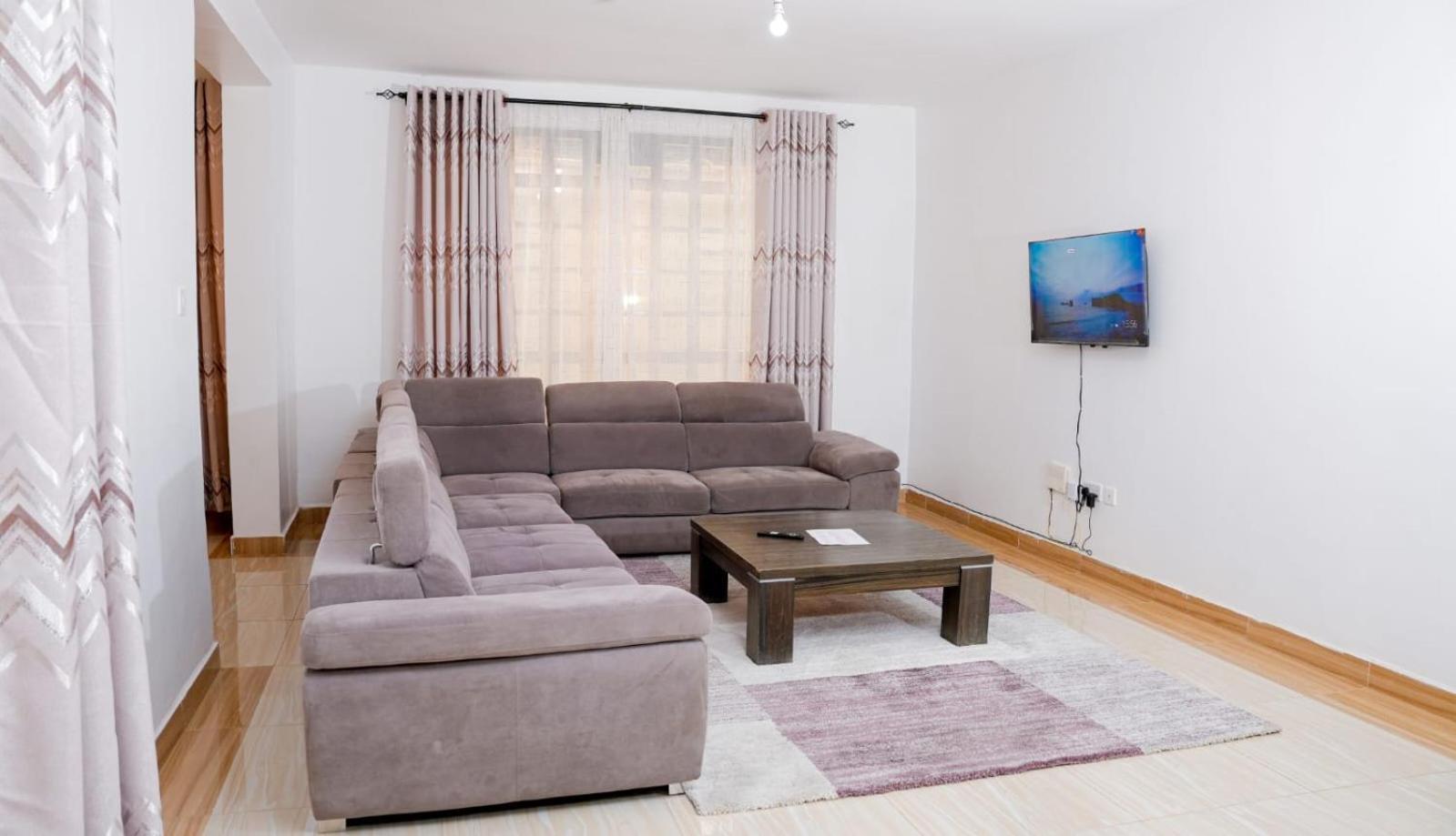Lake Breeze Apartments Naivasha Exterior photo