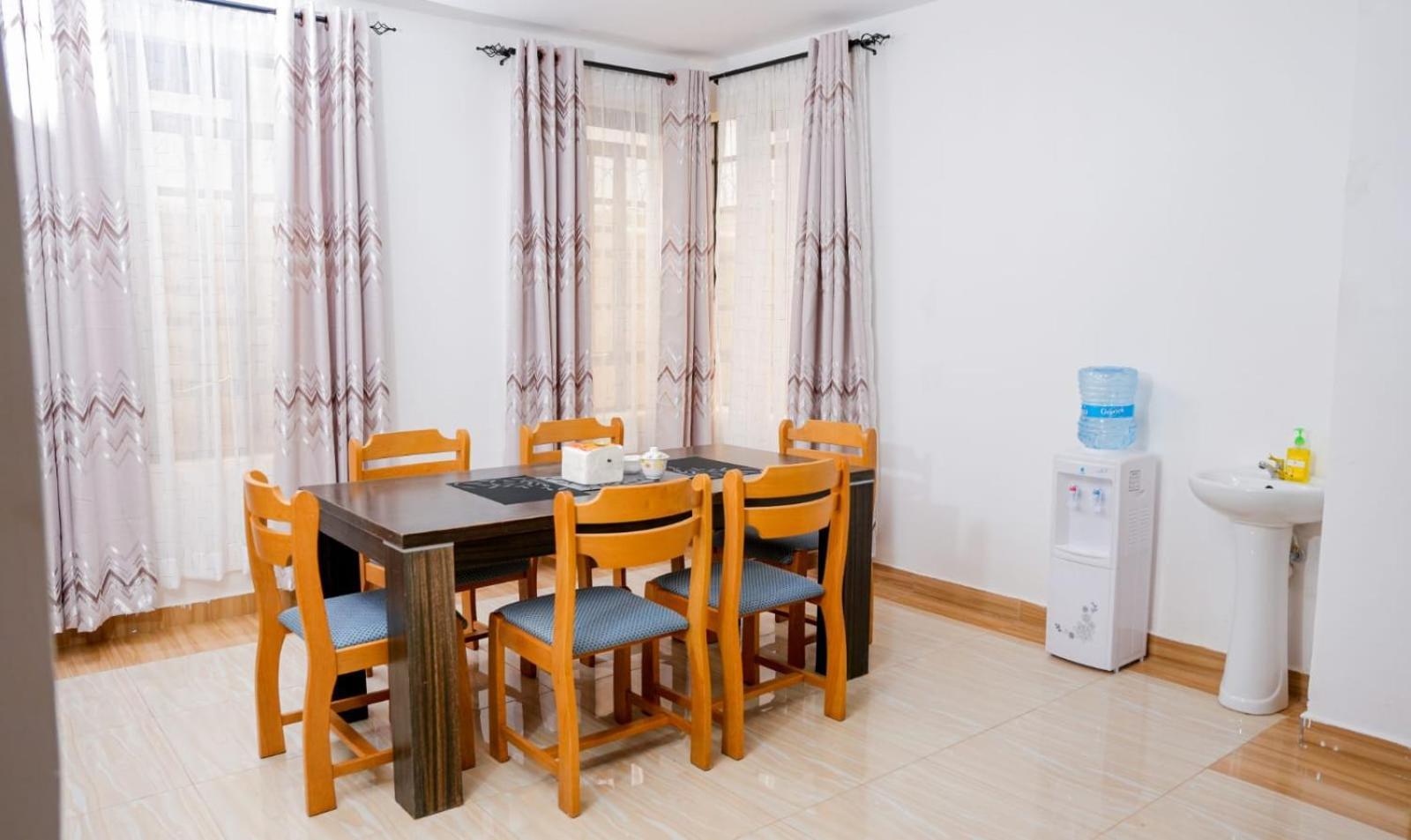 Lake Breeze Apartments Naivasha Exterior photo